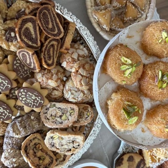 Meet your Posher, Lala fatima - Picture 1 of 1